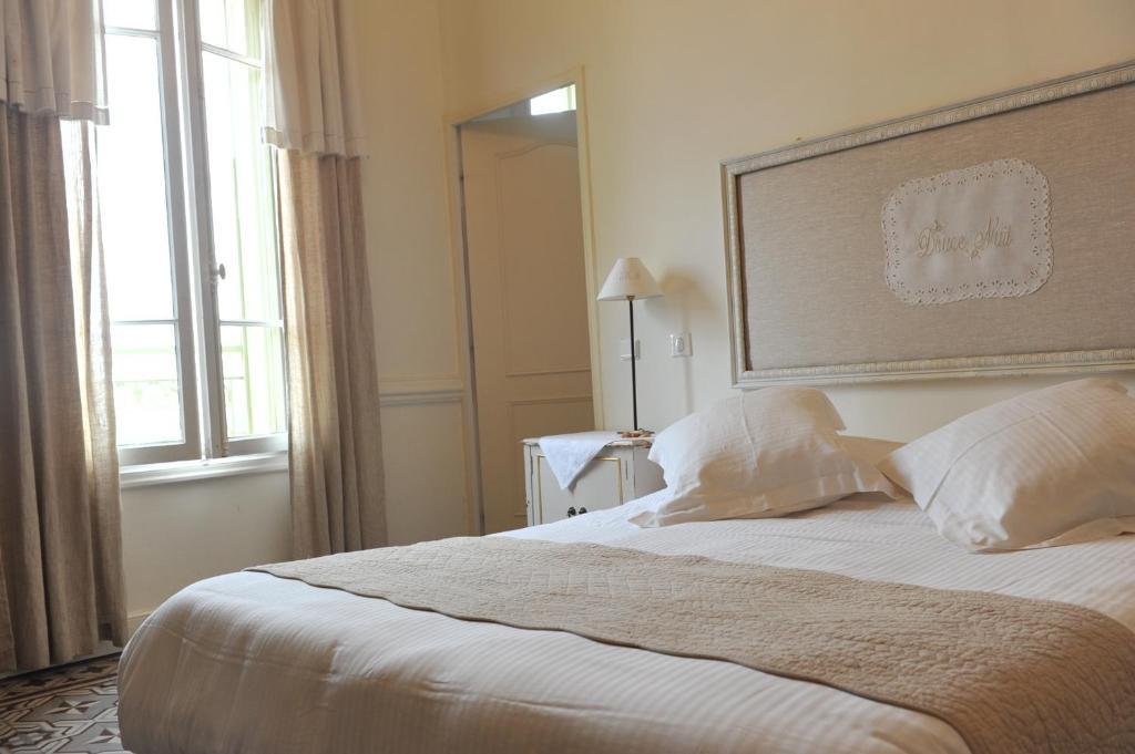 Logis Auberge Restaurant Du Vigneron كوكونيان الغرفة الصورة