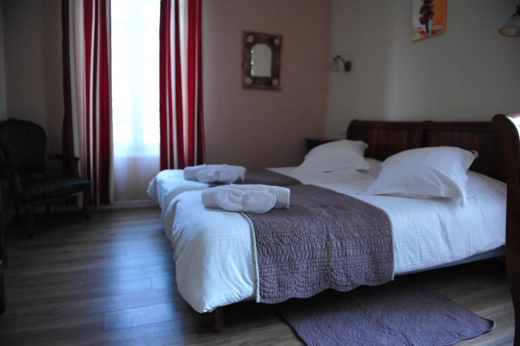 Logis Auberge Restaurant Du Vigneron كوكونيان الغرفة الصورة