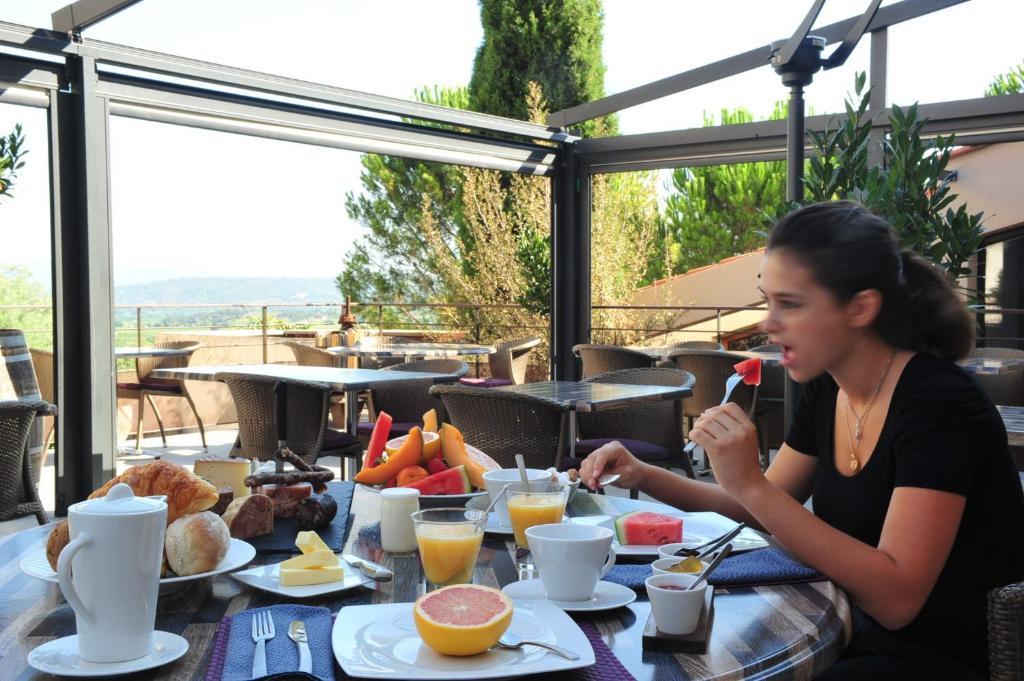 Logis Auberge Restaurant Du Vigneron كوكونيان الغرفة الصورة
